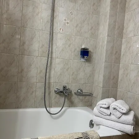 Ly Deluxe Apartment *